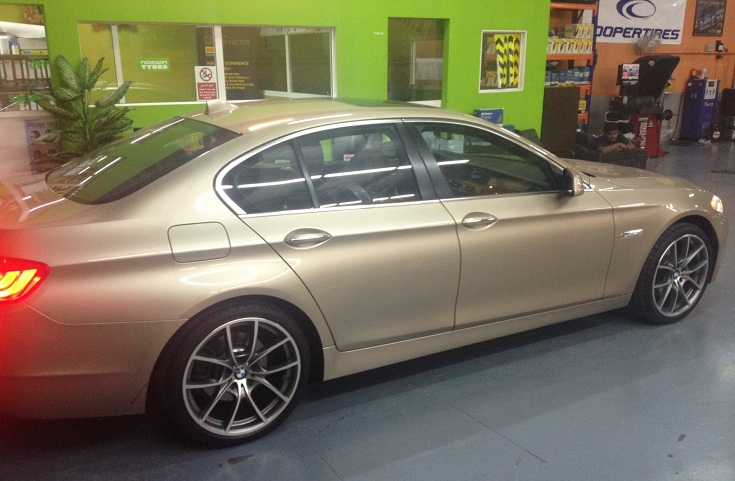 BMW 523 with 540 and 6 series 20 inch wheels