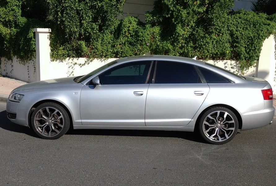 Audi A6 upgraded to 19 inch Audi R8 Spyder style wheels